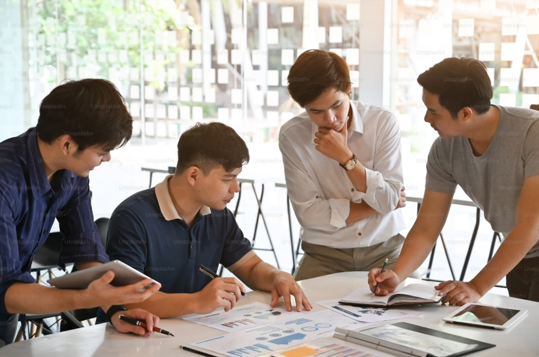 <b>培訓(xùn)服務(wù)丨TRAINING</b>